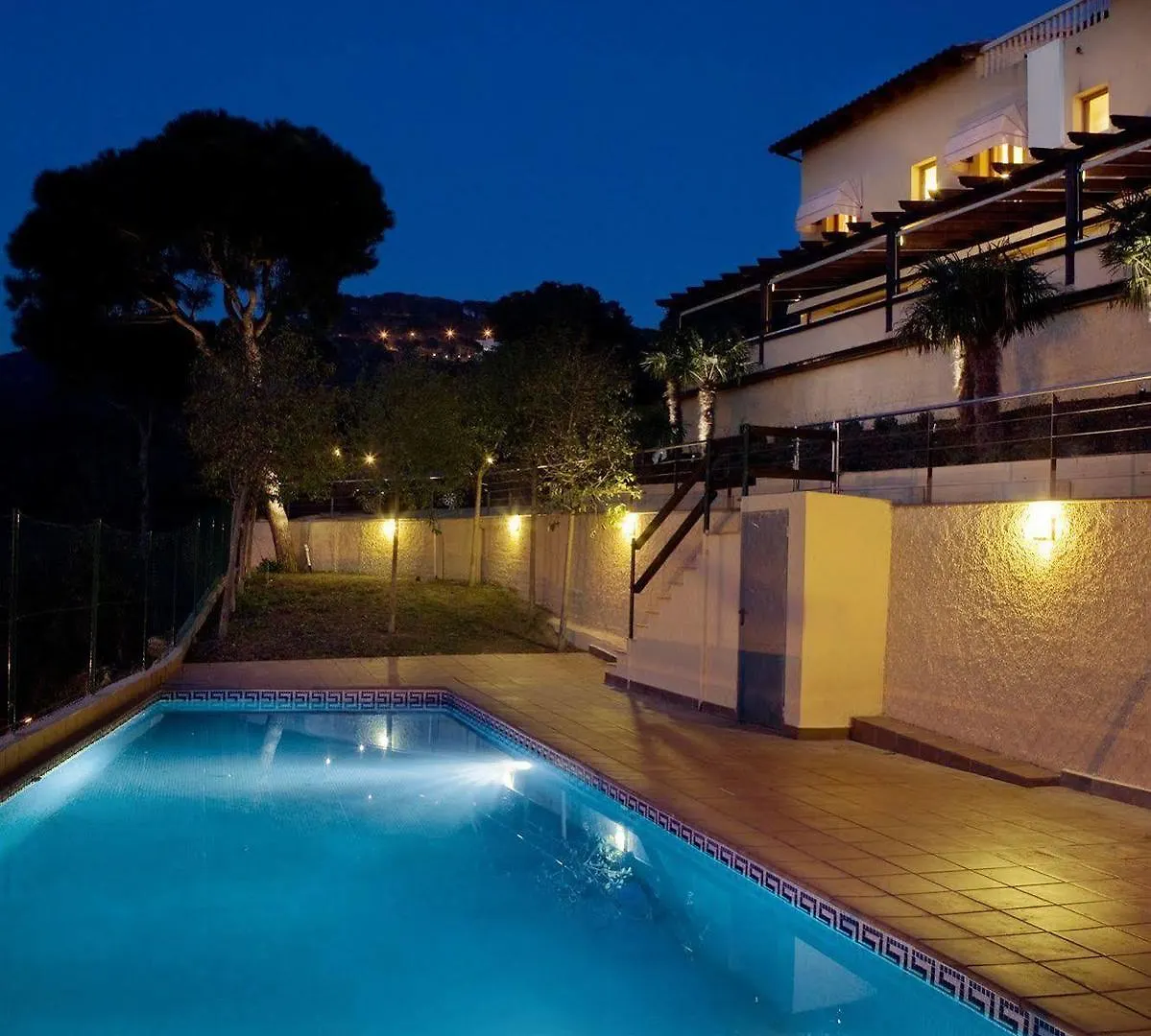Hotel Porta D\'Alella contacts
