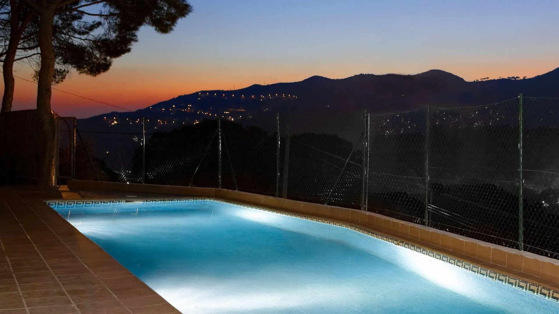 Hotel Porta D'Alella