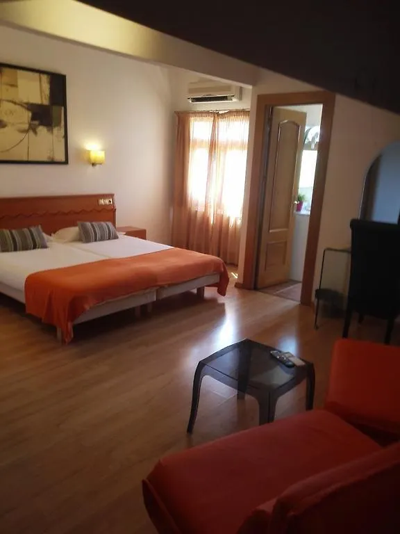 Hotel Porta D'Alella