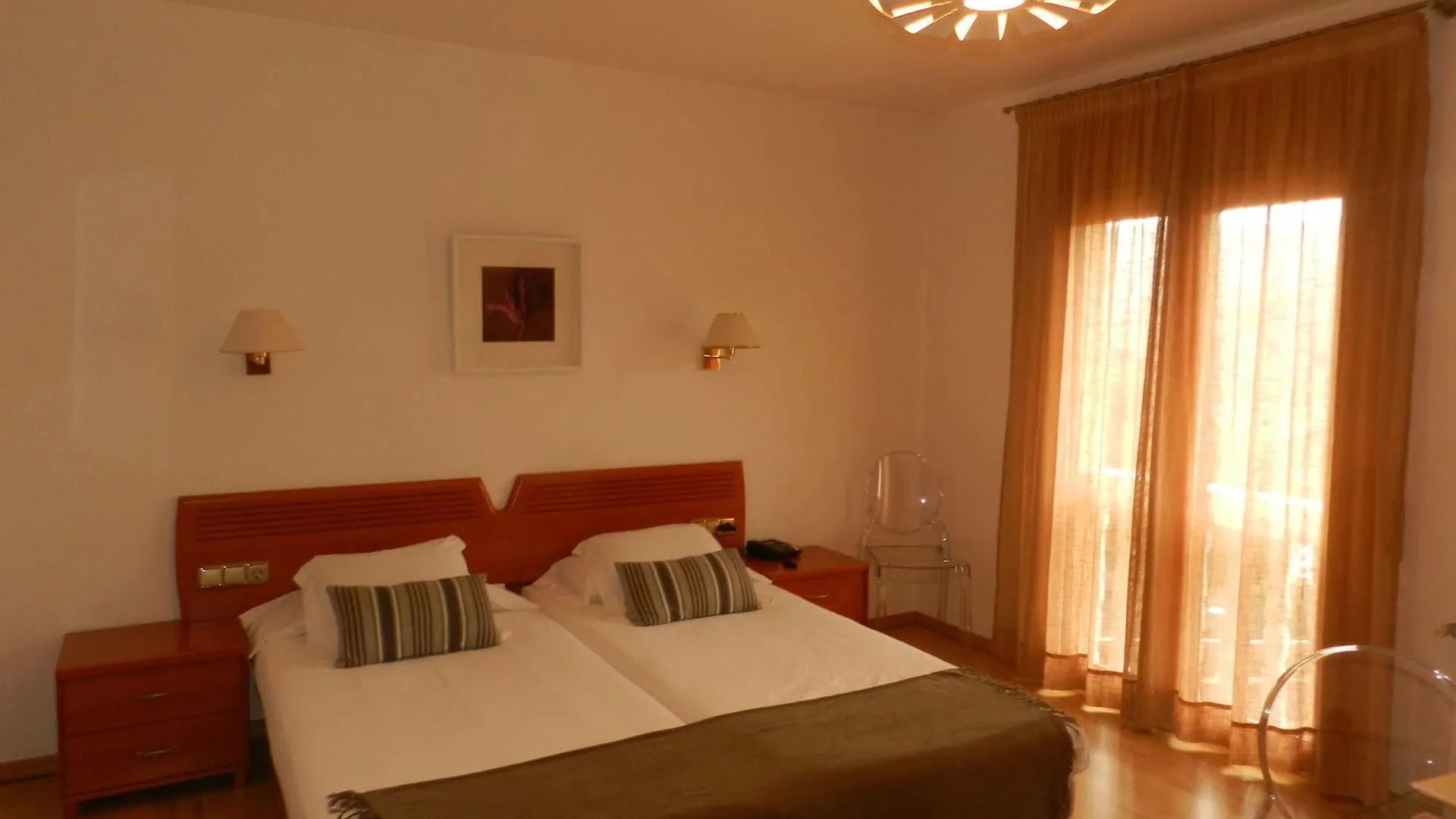 Hotel Porta D'Alella